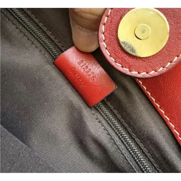 Gucci Beige and Red Tote with Embroidered Dog - Picture 7 of 7